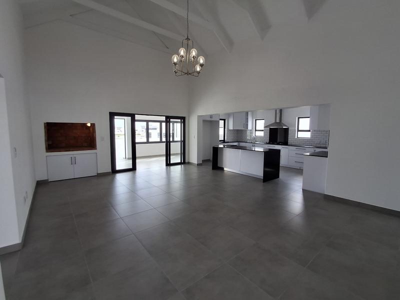 2 Bedroom Property for Sale in Britannia Bay Western Cape